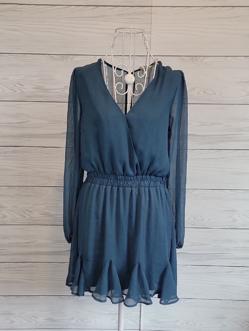 Altar'd State Teal Blue Long-Sleeve V-Neck Chiffon Dress Womens Size M